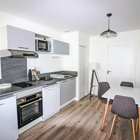 Cap Ocean-8 By Interhome *