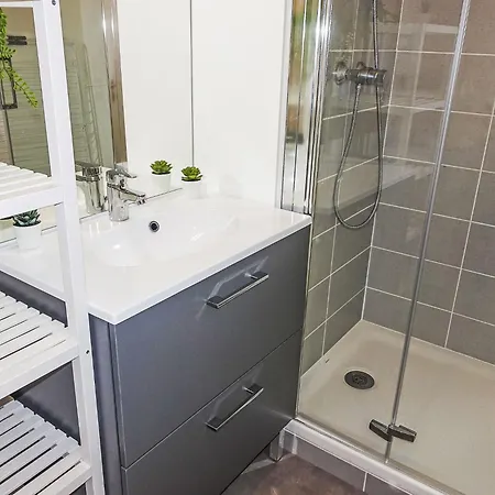Cap Ocean-8 By Interhome *