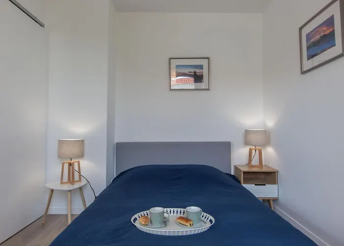 Cap Ocean-8 By Interhome Daire